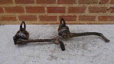 SELECTORES CAMBIO DE VELOCIDADES AL PIE MARCA ALVI MILANO , MOTOCICLETAS ESPAÑOLAS MOTO GUZZI / MONTESA / LUBE / ROA / ARDILLA / OTRAS AÑOS 1950 A 1960