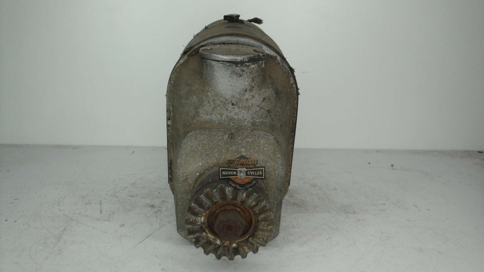 MAGNETO BOSCH TYPE FR4C RS14 COCHE / TRACTOR / CAMION  AÑOS  1920 A 1930 